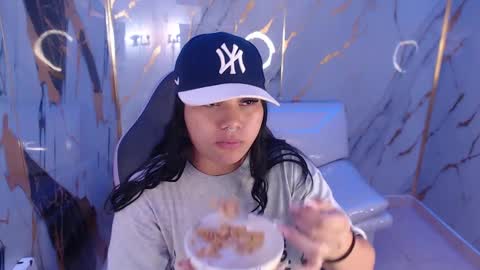 valeri_harpers4 online show from September 15, 1:19 pm