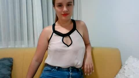 valeriafrannco online show from August 5, 4:08 am