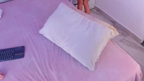 Valeria online show from November 13, 2:05 pm