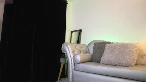 Valerie Style3 online show from November 3, 4:27 am