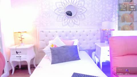   online show from March 26, 8:21 pm