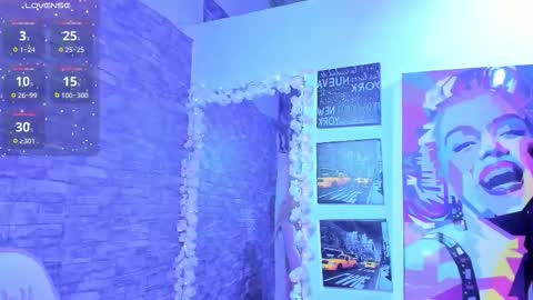 valery__69 online show from October 27, 12:44 pm