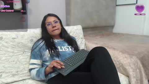 valevicious online show from March 12, 7:14 pm