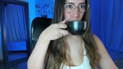 valey_x online show from November 6, 4:29 am