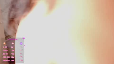 Snapshot of valleryc chatting on December 6, 7:22 pm Vallery online show from December 6, 7:22 pm