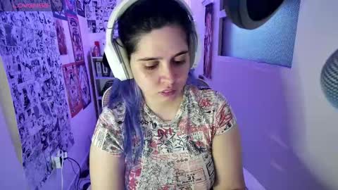 Im Violet online show from November 11, 6:09 am