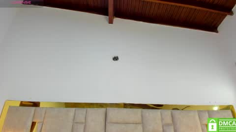 valtira nova online show from April 17, 7:27 pm