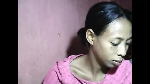 valysexyhot online show from April 25, 4:15 am