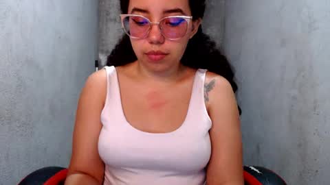 vanellopeschweetz online show from July 28, 12:45 pm