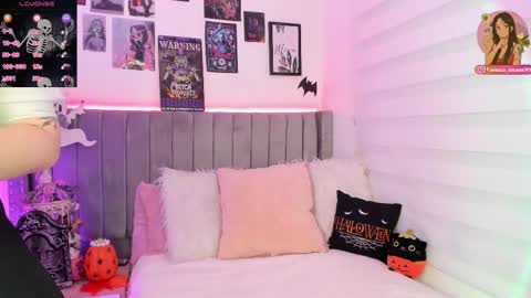 vanesa_moon_ online show from October 30, 11:39 pm