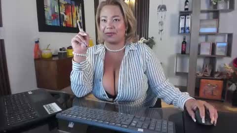 Snapshot of vanessa_sterling chatting on October 28, 6:57 pm vanessa_sterling online show from October 28, 6:57 pm