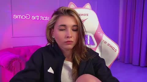 Vanessa online show from May 29, 7:12 pm