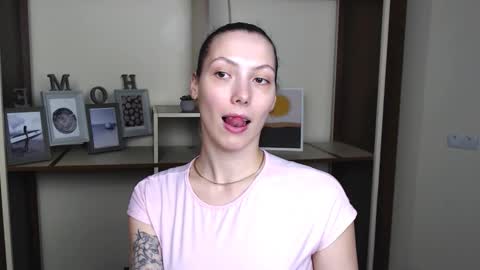 Vanessa online show from March 21, 1:49 pm