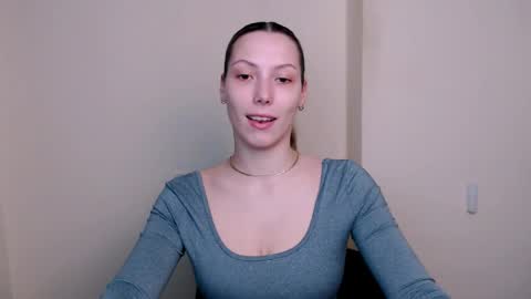 Vanessa online show from April 21, 5:20 pm