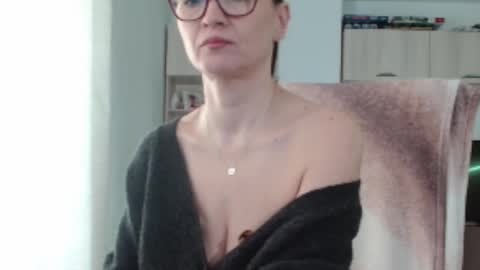 Vanessa online show from March 6, 2:23 pm