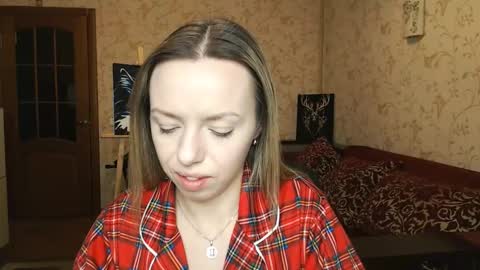 VanillaMuffin online show from February 18, 6:37 am