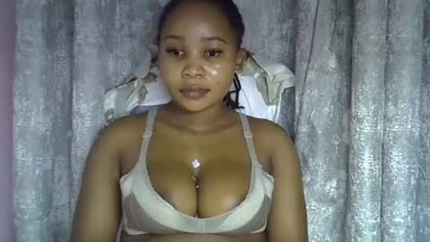 vanillavenus online show from April 18, 10:31 pm