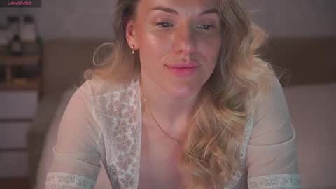 Sophie online show from March 17, 9:19 pm