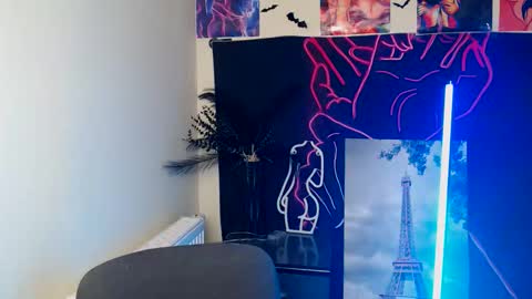 Vanessa online show from October 24, 8:32 am