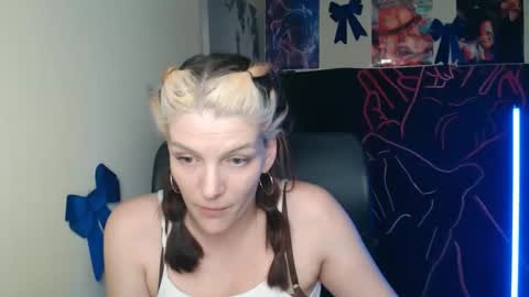 Vanessa online show from April 10, 4:46 pm