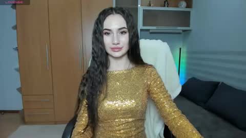 Mira online show from April 18, 7:18 pm