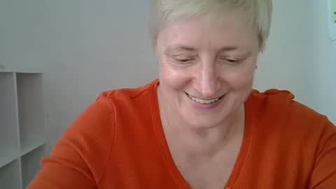 vea_motty online show from March 17, 12:20 pm