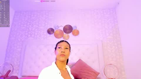   online show from November 6, 11:49 am