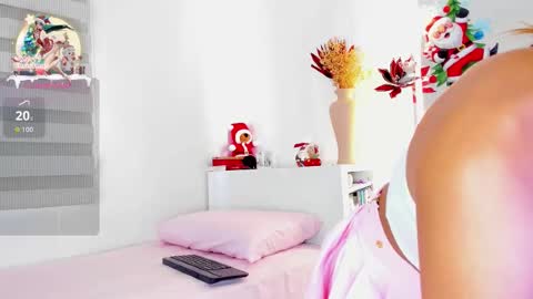 Rosana y Mia online show from December 14, 8:36 pm