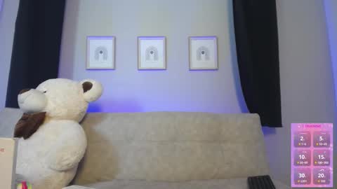 Lia online show from March 9, 2:42 pm