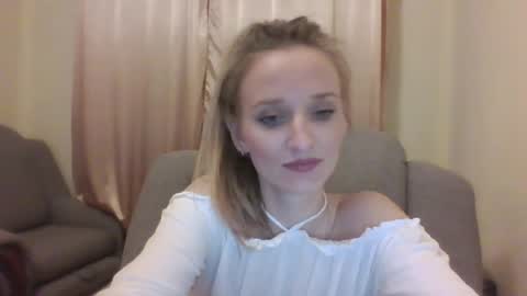 velvetintuition online show from May 23, 8:51 pm