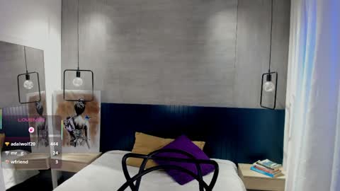 velvettease_ online show from April 7, 12:40 pm