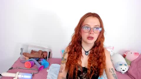 Yvonne online show from April 5, 7:13 pm