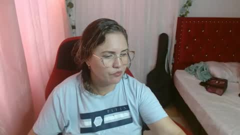 venecasexy44 online show from November 4, 1:49 pm