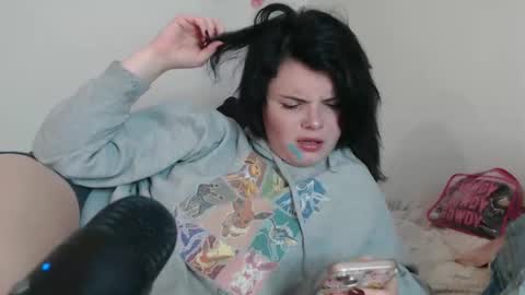 Miss Venus online show from April 18, 1:41 am