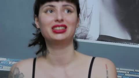 venusinylons online show from June 26, 6:42 pm