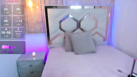  Venuss  online show from October 26, 8:32 am