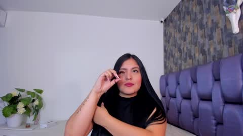 Im Vera  online show from March 29, 2:49 pm