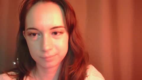 Una online show from November 17, 1:56 pm