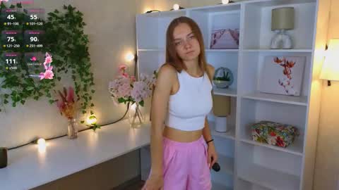 Olivia online show from September 15, 1:25 am