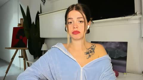 Lolitalolz online show from November 8, 5:29 pm