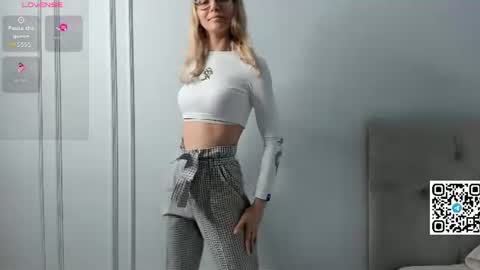 Anny online show from July 23, 12:24 pm