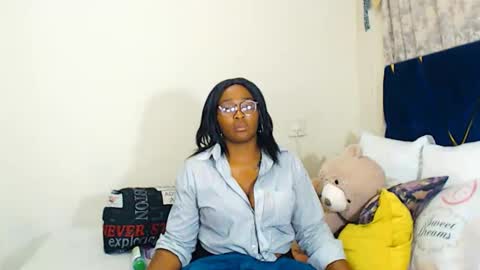 veronicarod1 online show from April 16, 9:50 pm