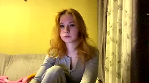 Lina online show from May 12, 4:13 pm