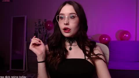 Snapshot of vetta_dey chatting on February 26, 8:46 pm Iva online show from February 26, 8:46 pm