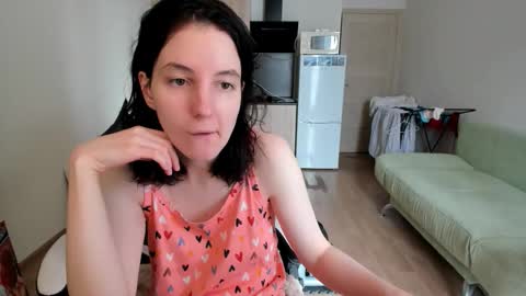 Snapshot of vickie_winters chatting on October 21, 11:25 am Victoria online show from October 21, 11:25 am