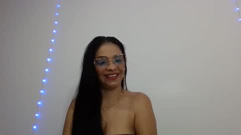 Snapshot of vicky_madame chatting on September 25, 4:22 am Vicky online show from September 25, 4:22 am
