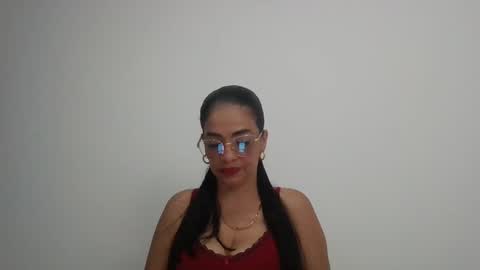 Snapshot of vicky_madame chatting on October 3, 4:06 am Vicky online show from October 3, 4:06 am