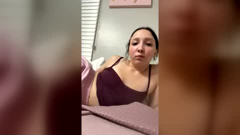 Vicky Parker online show from July 7, 2:25 am