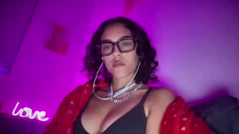 Goddess Victory  online show from February 23, 7:28 am