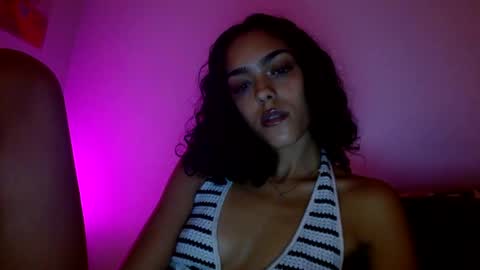 Goddess Victory  online show from October 31, 4:47 am